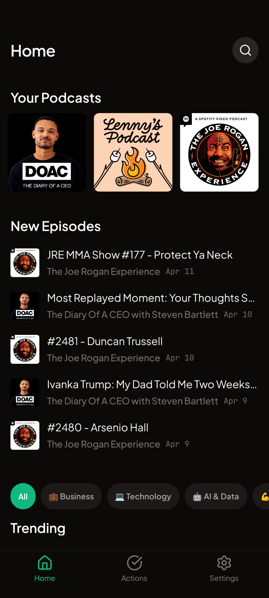 Distill app showing podcast library with subscriptions and new episodes